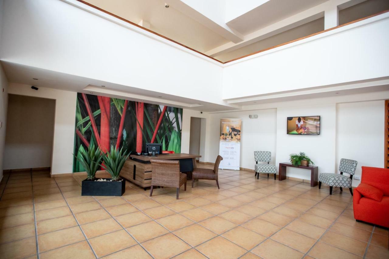 Coronado Luxury Club & Suites Playa Coronado Exterior foto